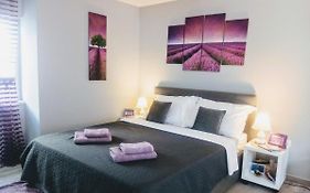 Elly Apartments Split